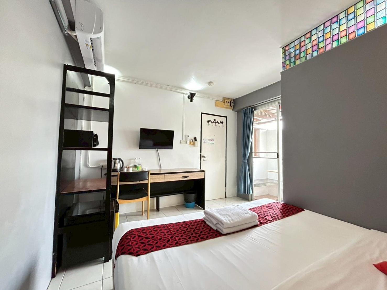 Casa Picasso Near Chabad House Hotel Bangkok Buitenkant foto